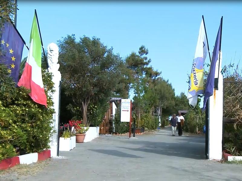 Hotel La Perla Jonica Bova Marina Exterior foto